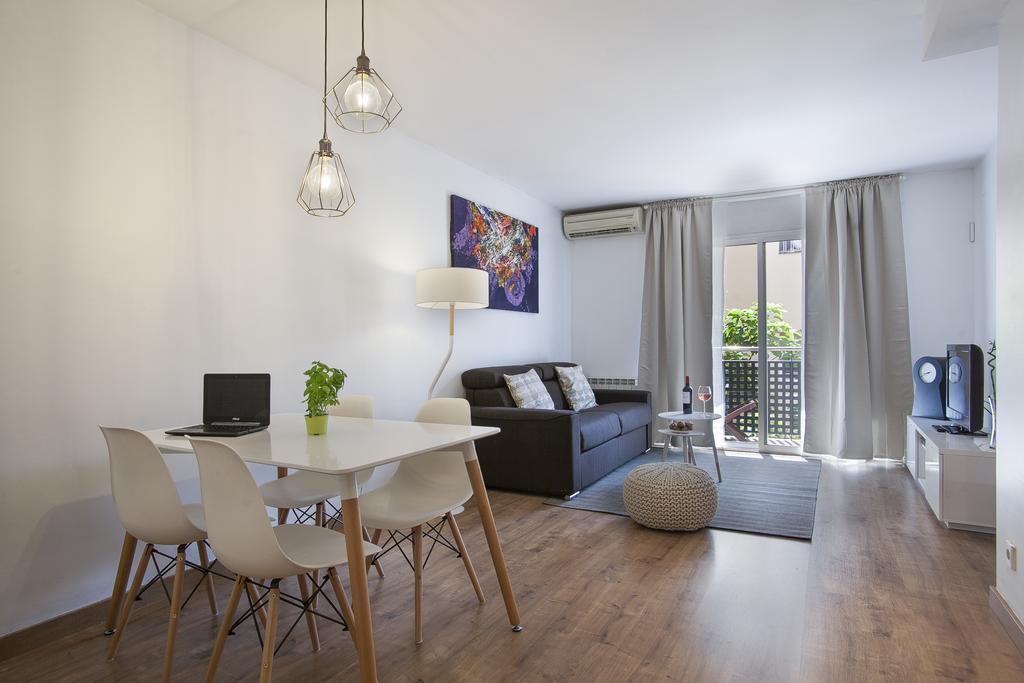 Tendency Apartments Fira لوسبيتاليت دي يوبريغات المظهر الخارجي الصورة
